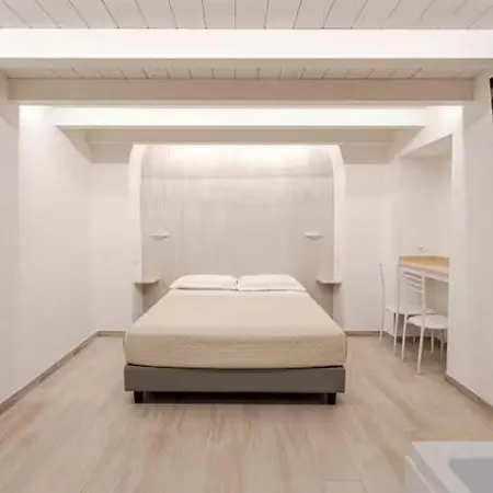 ゲストハウス Labicana